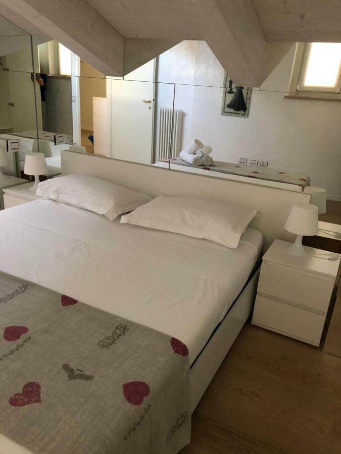 Appartamenti Agli Ulivi Peschiera del Garda Exterior foto